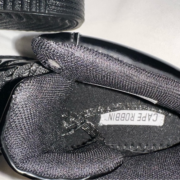 Cape Robbin Black Athletic Shoes men size 5 women size 7 - Picture 6 of 6